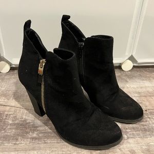 Black heeled booties